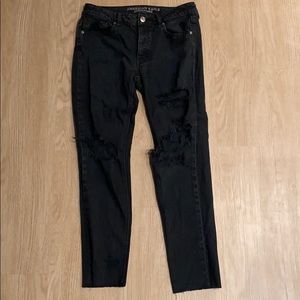 American eagle tomgirl black ripped jeans